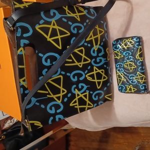 Gucci purse and wallet